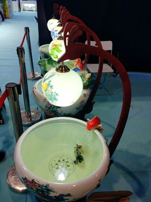 Chinesische keramische Fisch-Schüssel des Pfingstrosen-Muster-520mm mit Lampe