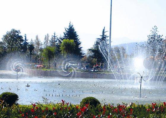 Messing-Brunnen-Strahldüse-Brunnen-Spray-Kopf-Teich-Brunnen-Düsen Chromes drehende