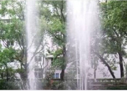 Messingkonzentrationsschießen-Tanzen-Brunnen versieht Wasserstrom 55m3/h mit einer Düse