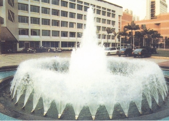 Brunnen des Tanzen-14.5psi versieht 1" justierbarer Richtungs-Fan-Wasser-Brunnen-Düsen-Messingjet mit einer Düse