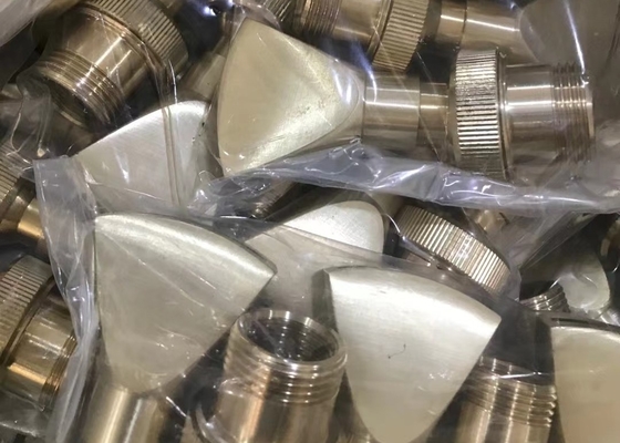 1" völlig justierbarer Messingdruck des Richtungs-Fan-Brunnen-Jet14.5psi